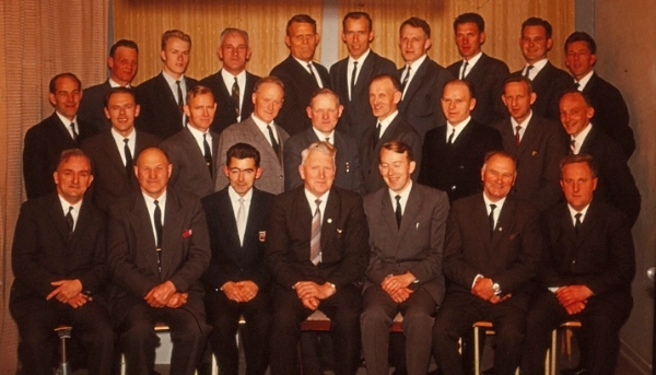 A formal portrait of the all-men&rsquo;s Havdyn choir from Fosnavåg, circa 1960.