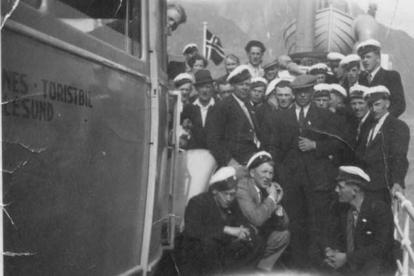 A third portrait of the Havdyn choir from Fosnavåg, circa 1960.